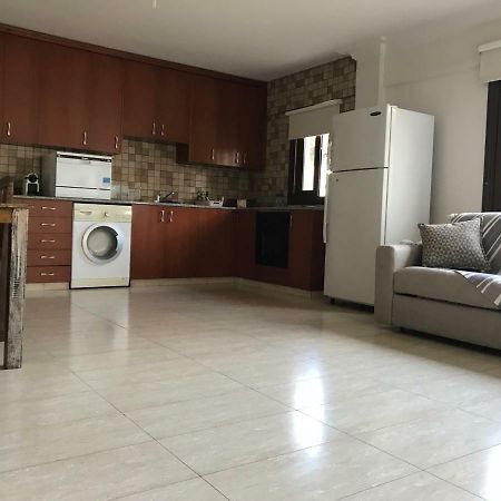 Mystra Place Nicosia Eksteriør billede