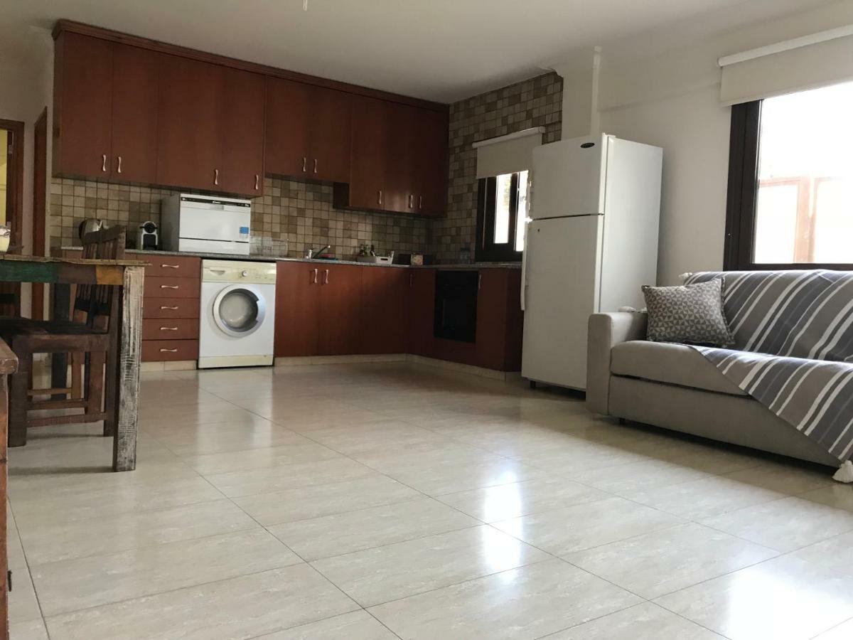 Mystra Place Nicosia Eksteriør billede